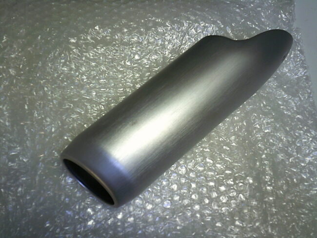 57314383A + 4601E872A silencieux + cache supérieur neuf DUCATI SUPERSPORT 950 /S