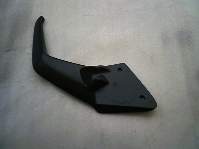 BC6F-474W-1100 Poignée de maintien droite neuve YAMAHA TRACER 700