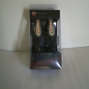 96680201A Clignotants neufs DUCATI