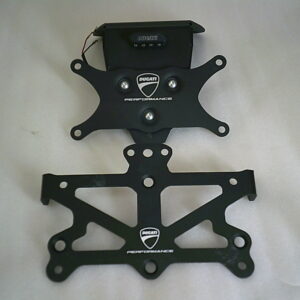 96781110B Support de plaque neuf DUCATI