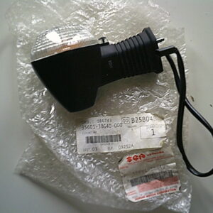 35601-38G40-000 Clignotant avant gauche neuf SUZUKI 35601-38G40-000 Clignotant avant gauche neuf SUZUKI