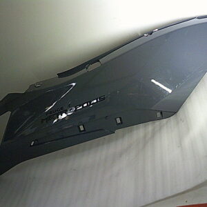 794381W3 Cache latéral droit d'occasion PEUGEOT METROPOLIS FL 794381W3 Cache latéral droit d'occasion PEUGEOT METROPOLIS FL