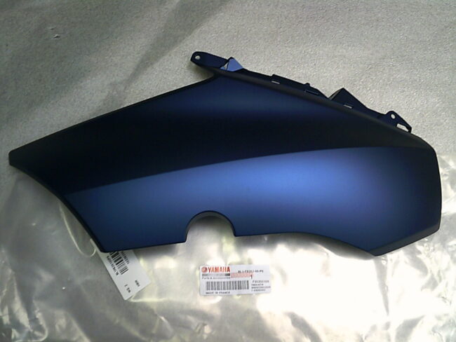 BL1-F8351-00-P5 Corps de carénage avant gauche neuf YAMAHA 125 X-MAX